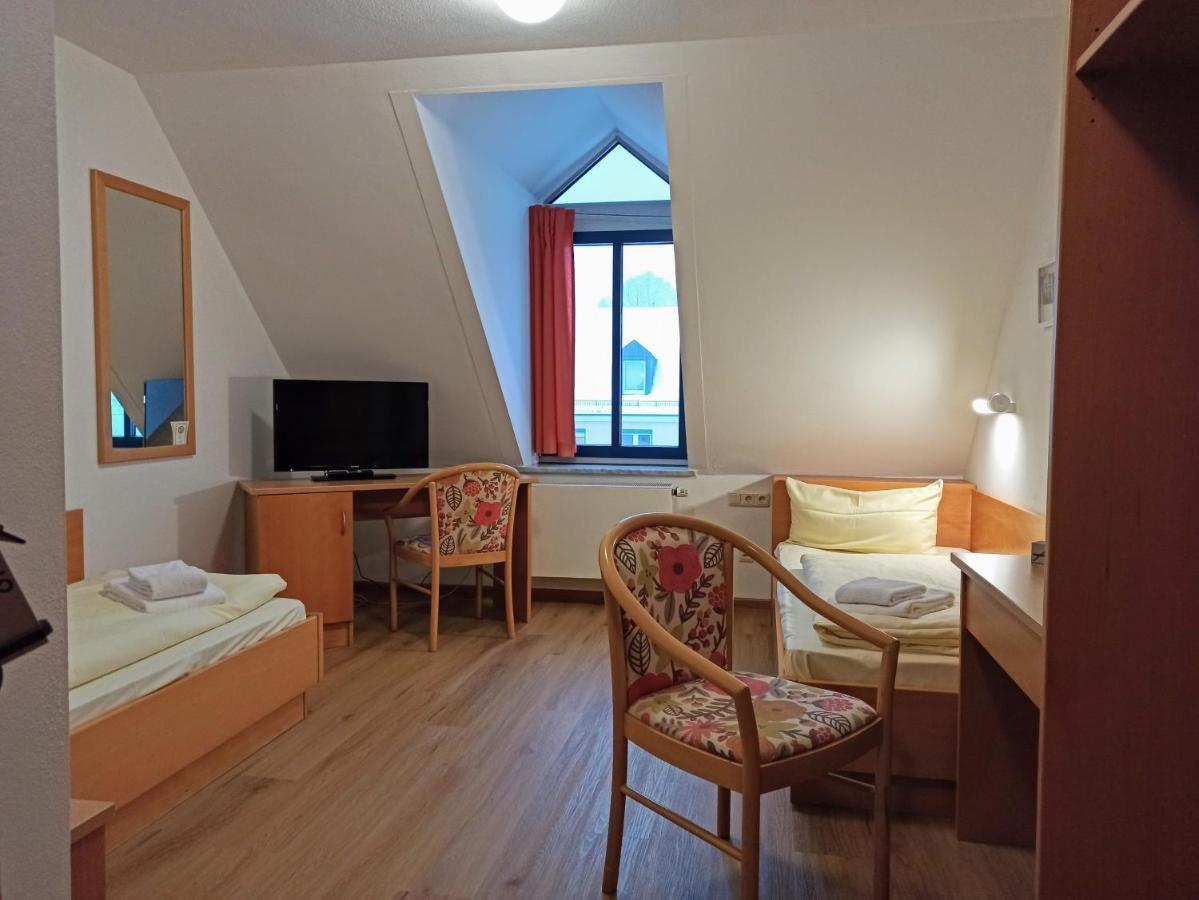 Stadthotel Deggendorf Exteriör bild