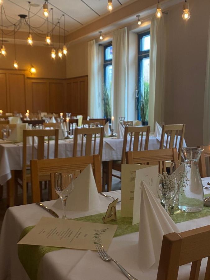 Stadthotel Deggendorf Exteriör bild